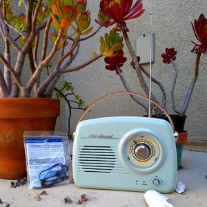 Wireless Retro Radio